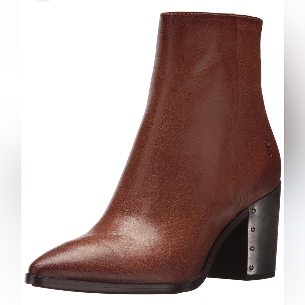 Excellent used condition Frye boots